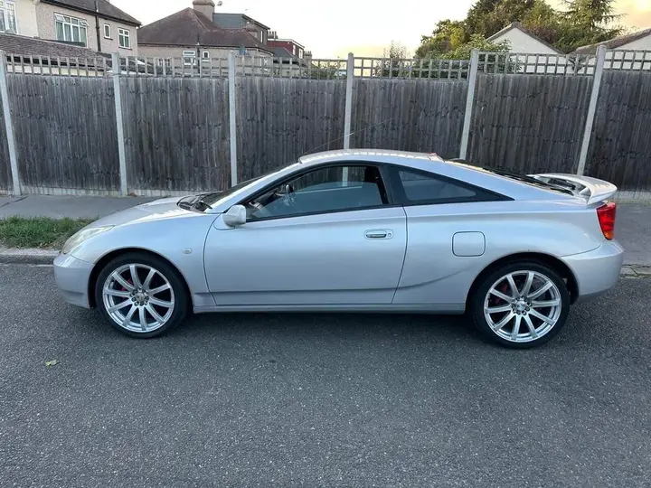 Toyota Celica 2002 photo 2