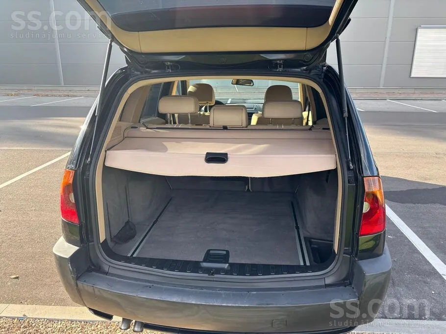 BMW X3 2004 photo 2