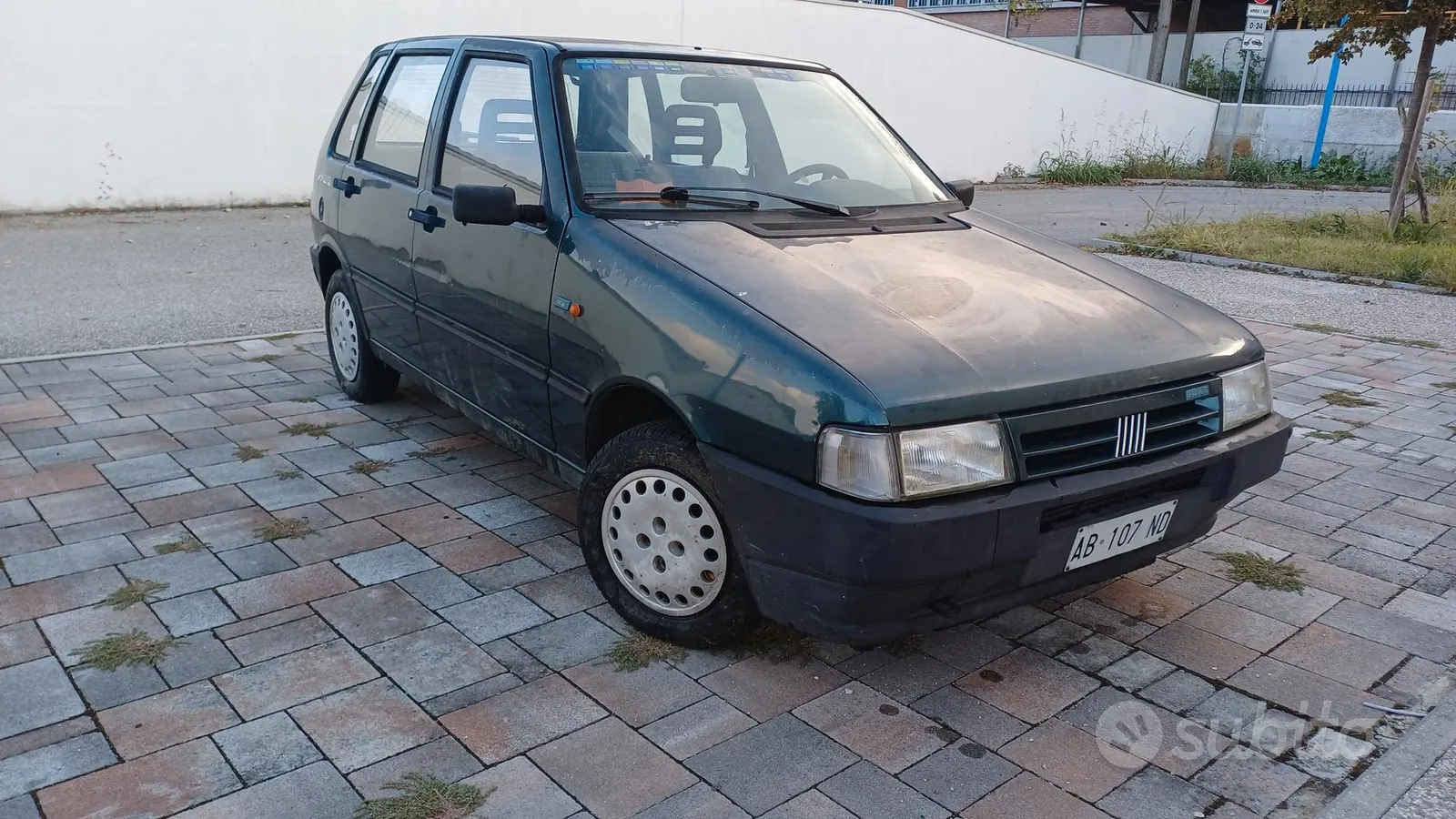 Fiat Uno 1994 photo 2
