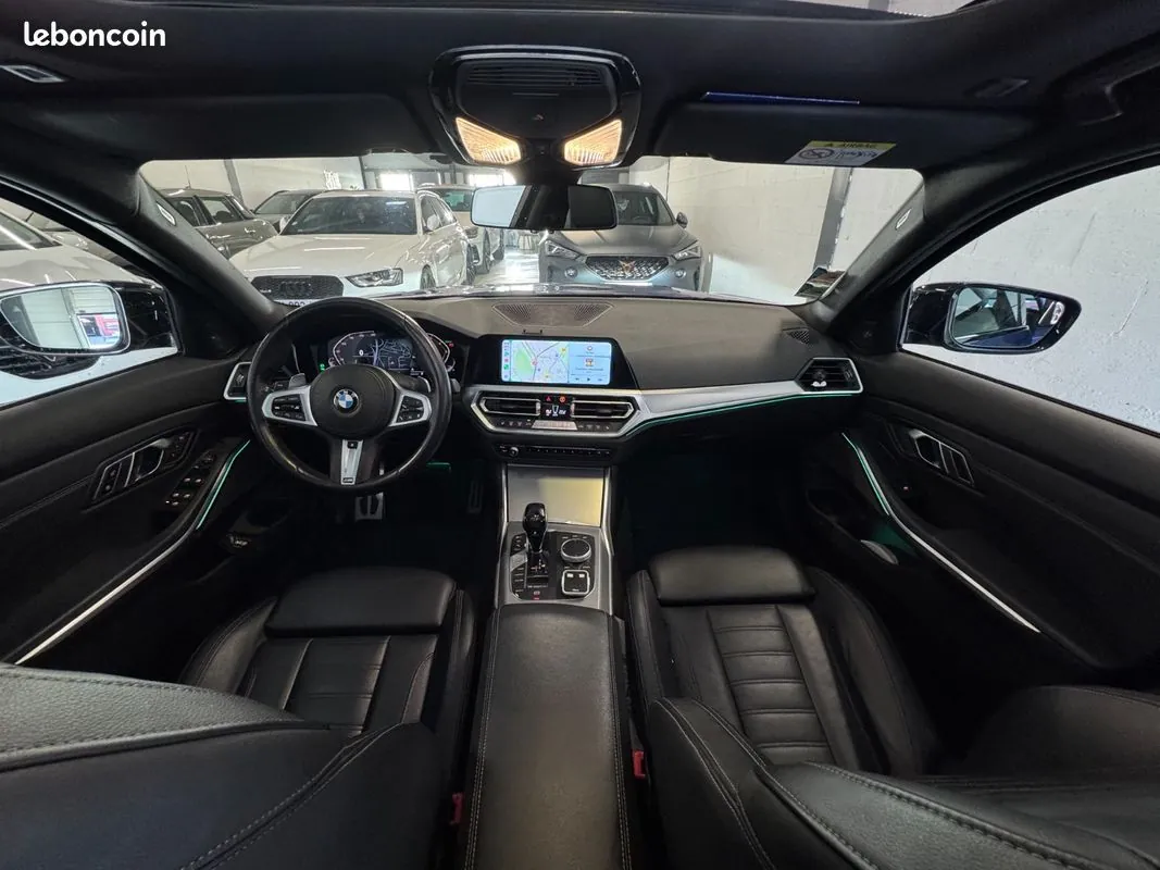 BMW 3 Series 2019 photo 2
