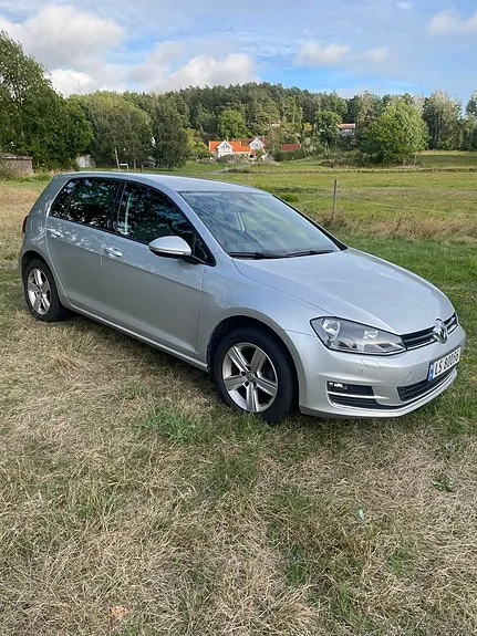 Volkswagen Golf 2013 photo 2