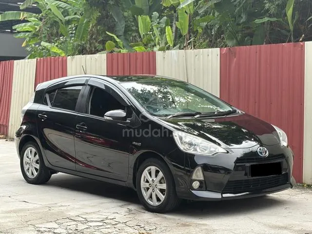 Toyota Prius C