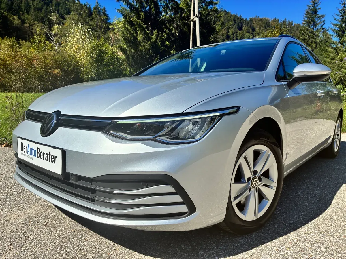 Volkswagen Golf 2022 photo 3