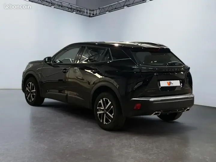 Peugeot 2008 2025 photo 3