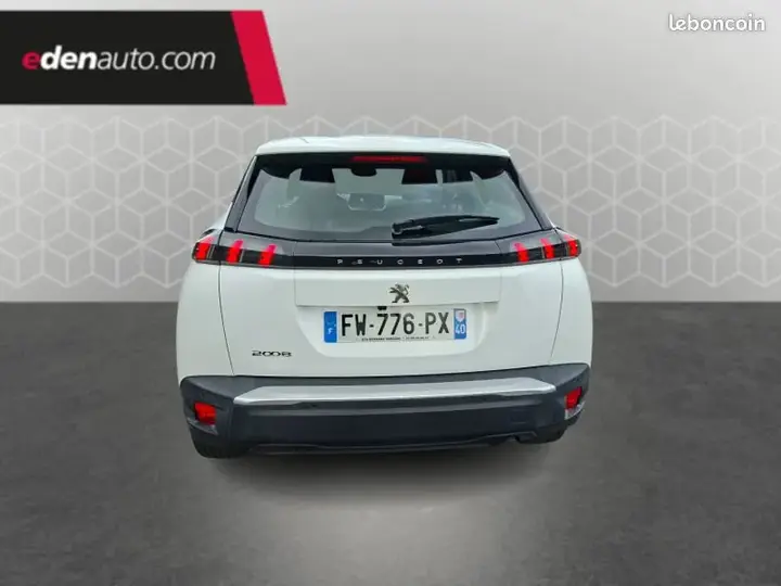Peugeot 2008 2021 photo 5