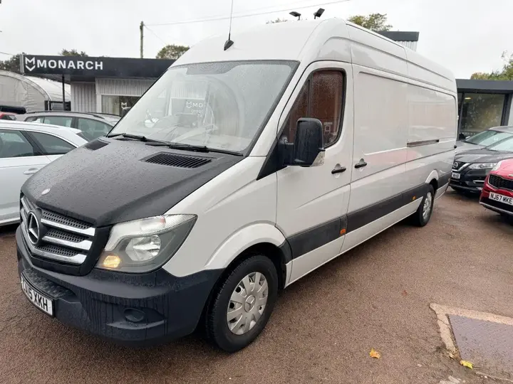 Mercedes-Benz Sprinter