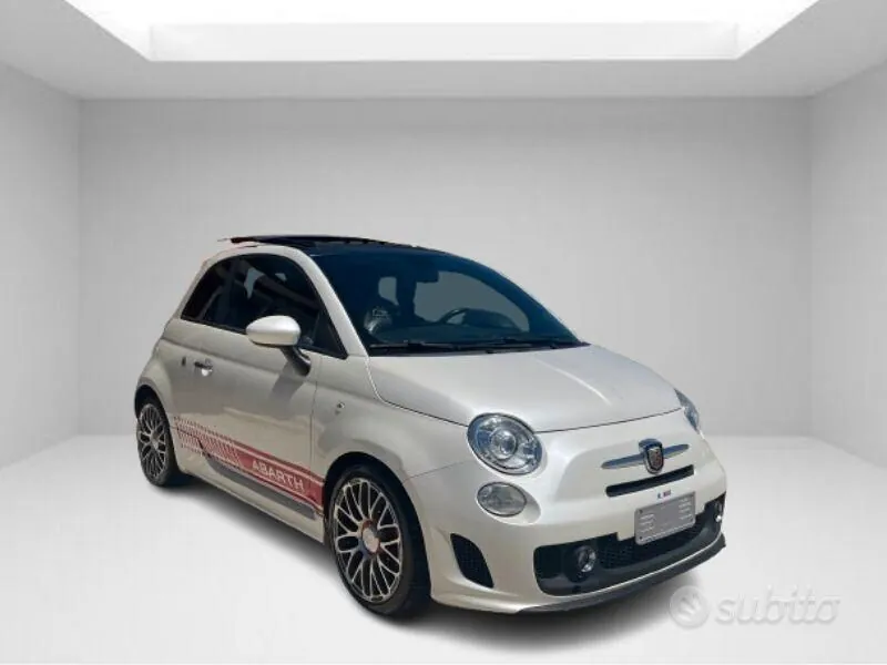 Abarth 500 2011 photo 3