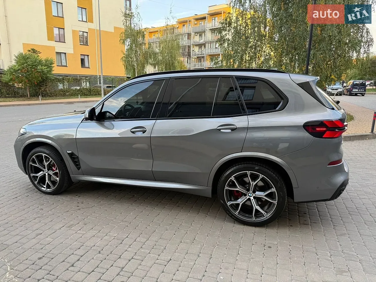 BMW X5 2024 photo 4