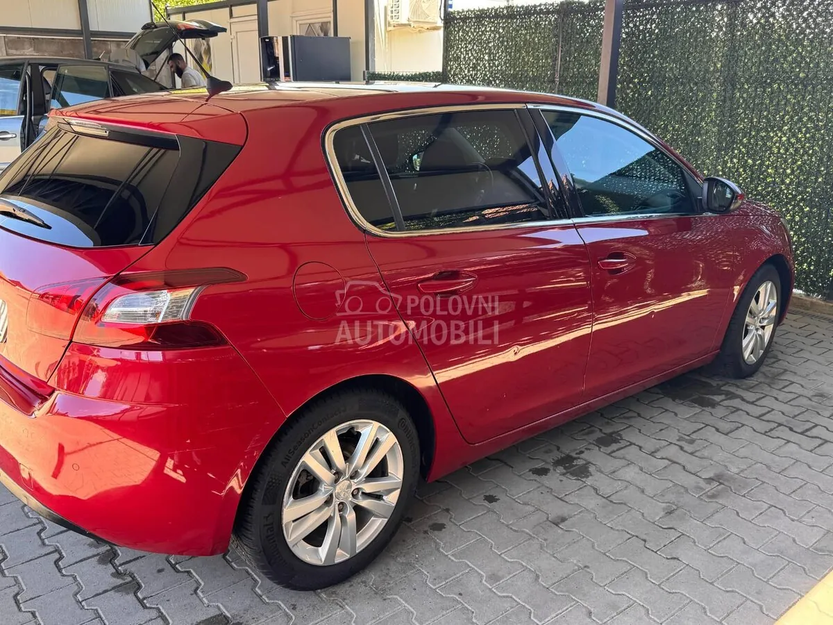 Peugeot 308 2015 photo 5