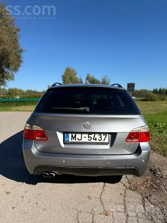 BMW 530 2004 photo 4