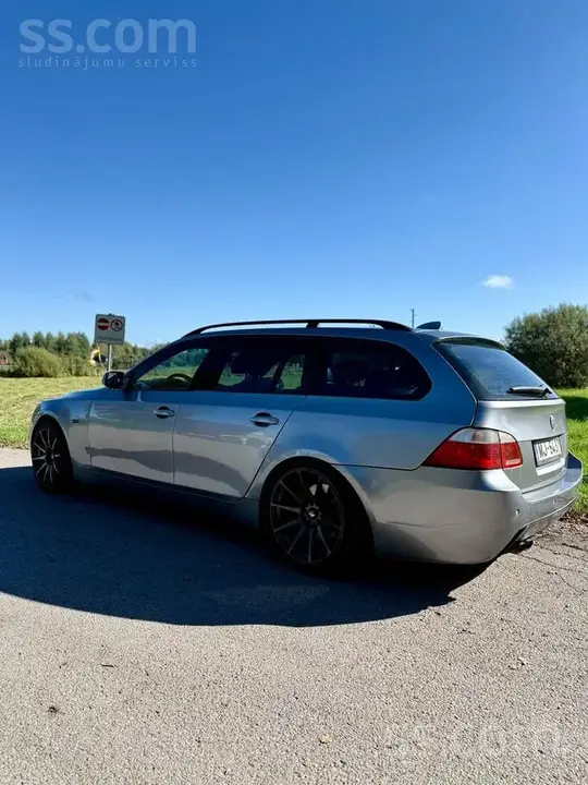 BMW 530 2004 photo 3