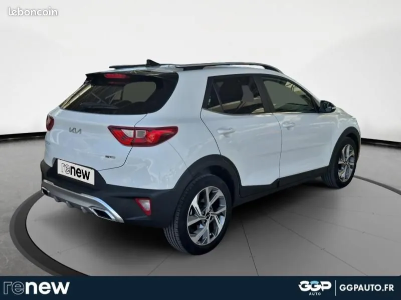 Kia Stonic 2023 photo 5