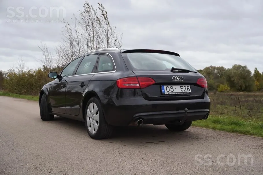 Audi A4 2012 photo 5