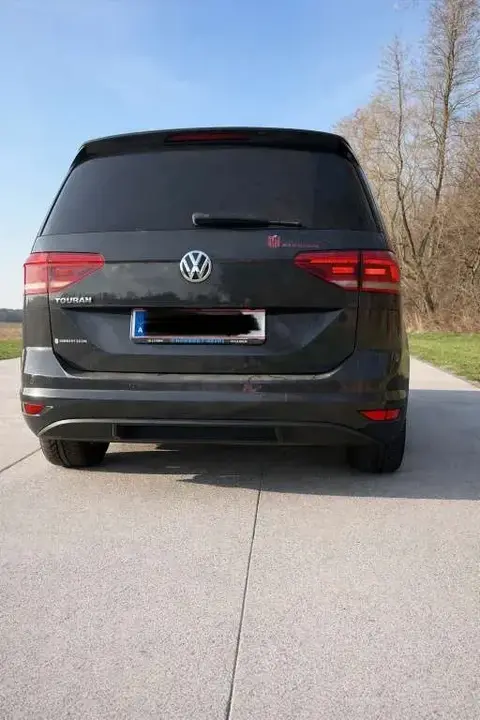 Volkswagen Touran 2019 photo 3