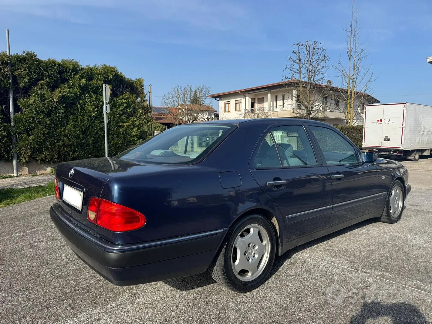 Mercedes-Benz E-Class 1997 photo 5