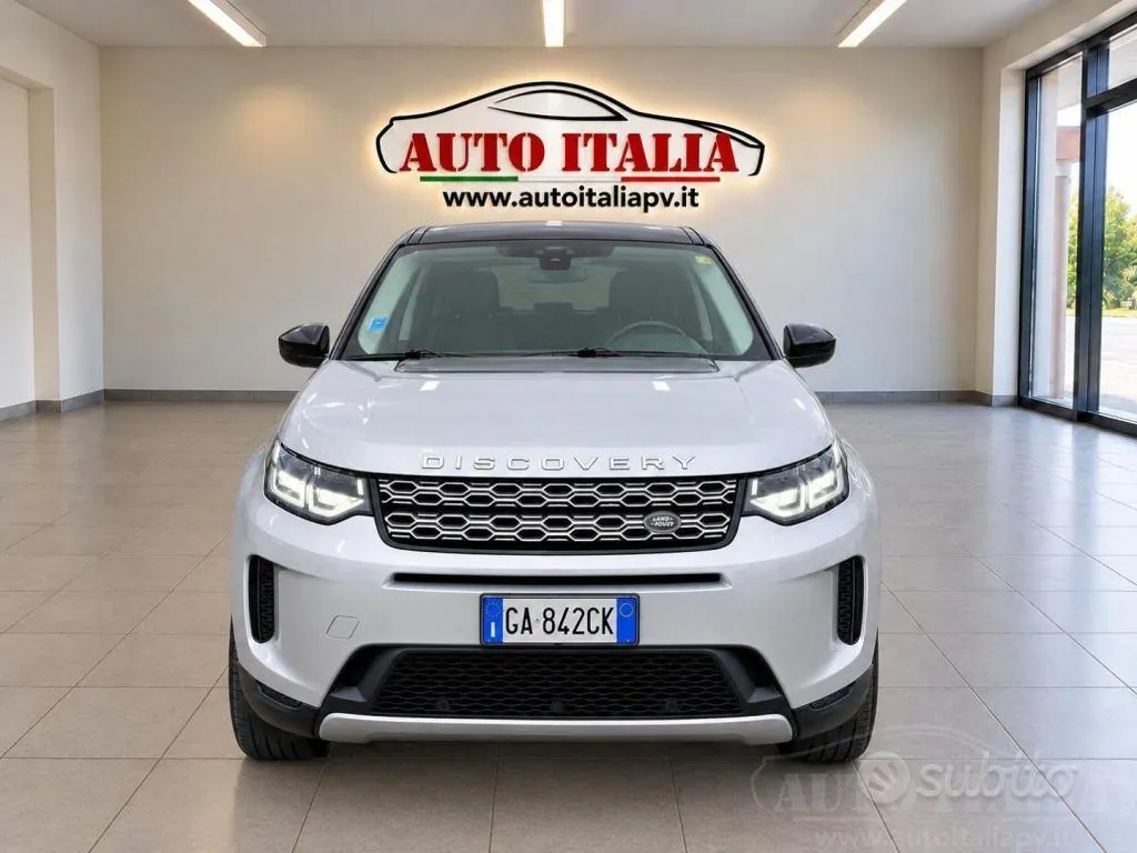 Land Rover Discovery Sport 2020 photo 2