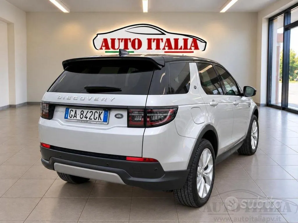 Land Rover Discovery Sport 2020 photo 5