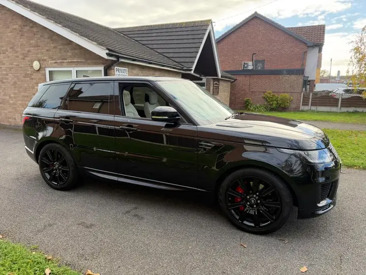 Land Rover Range Rover Sport 2018 photo 2