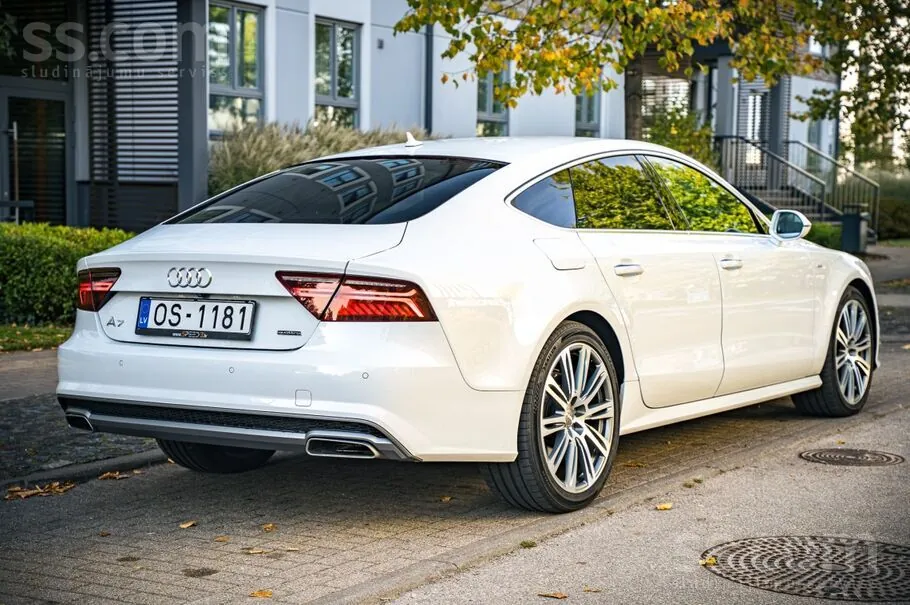 Audi A7 2015 photo 5