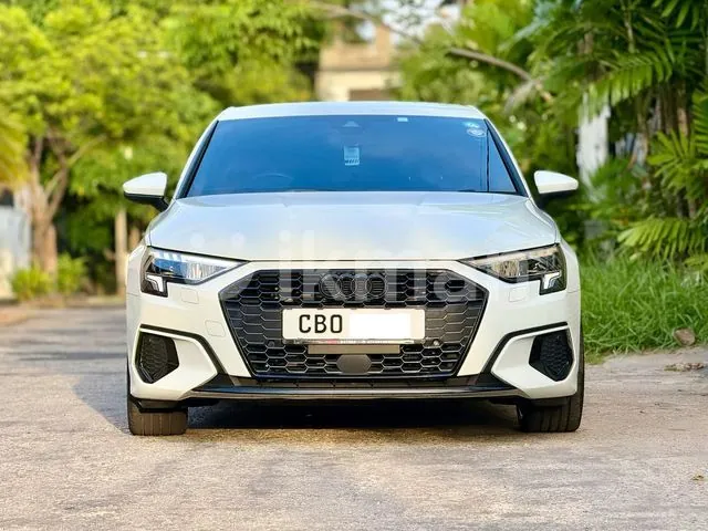 Audi A3 2022 photo 2