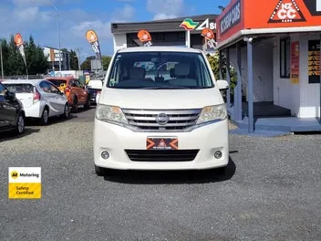 Nissan Serena 2012 photo 3