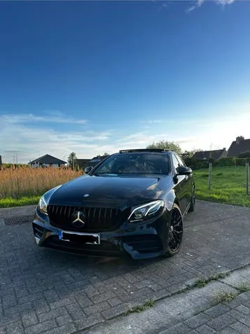 Mercedes-Benz E220D