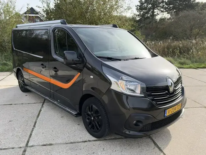 Renault Trafic 2019 photo 3