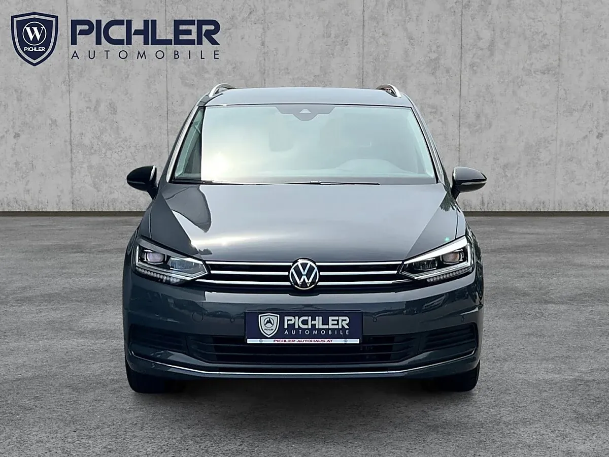 Volkswagen Touran 2025 photo 2