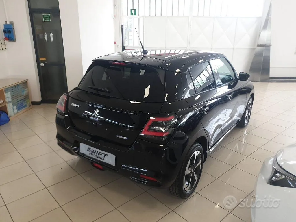 Suzuki Swift 2024 photo 5