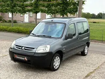 Peugeot Partner 2009 photo 2