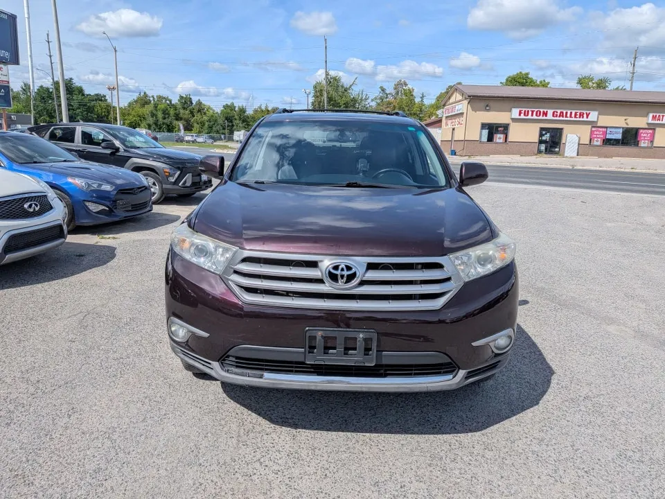 Toyota Highlander 2013 photo 2
