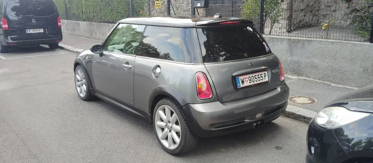 Mini Cooper 2002 photo 2