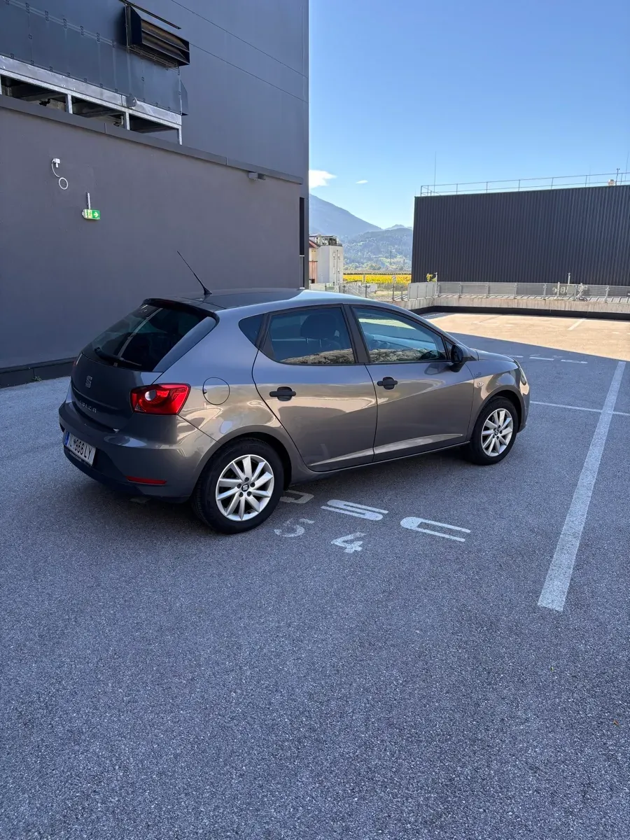 Seat Ibiza 2017 photo 3