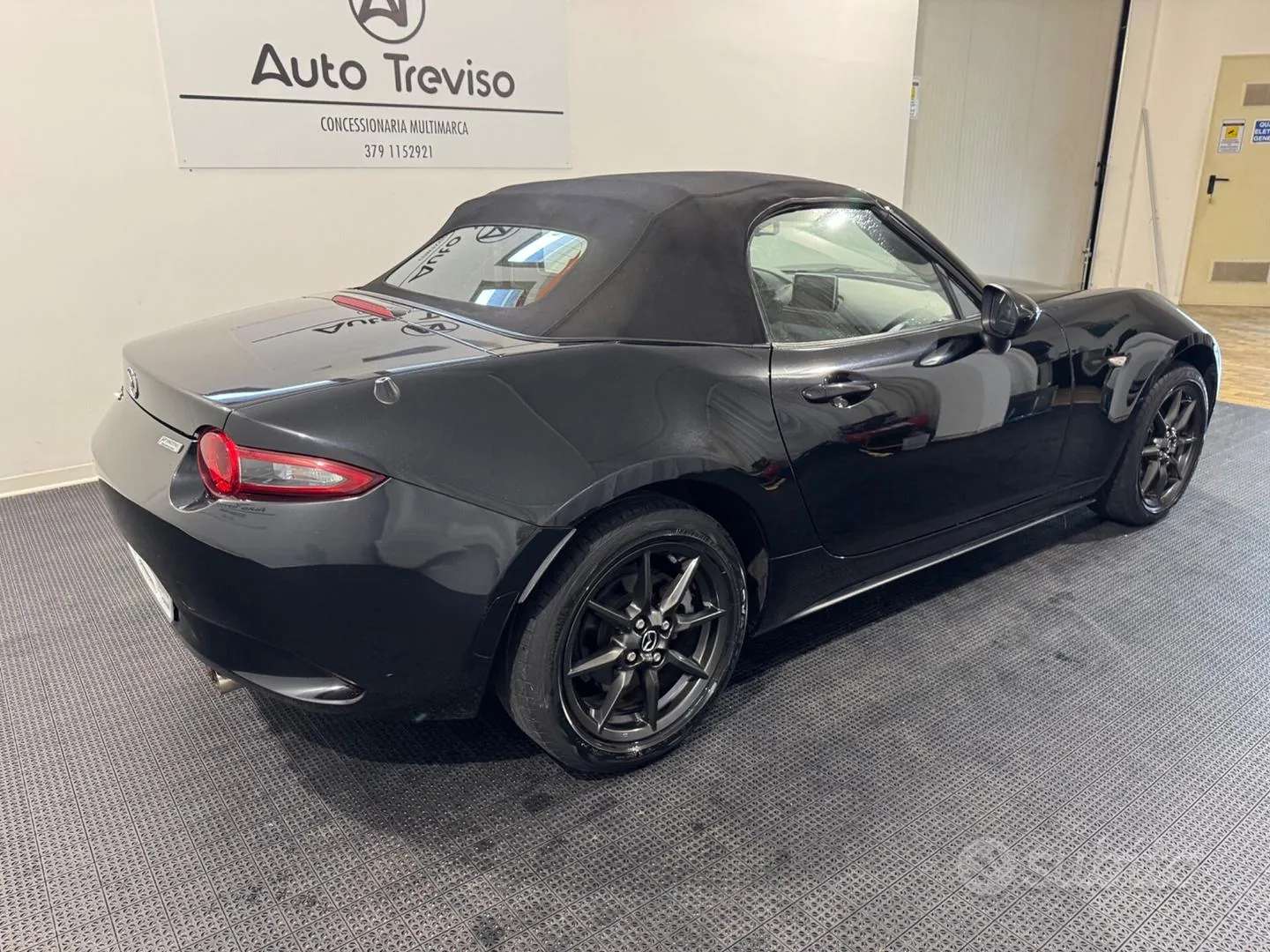 Mazda Mx-5 2017 photo 3