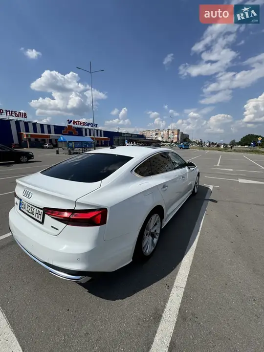 Audi A5 2021 photo 4