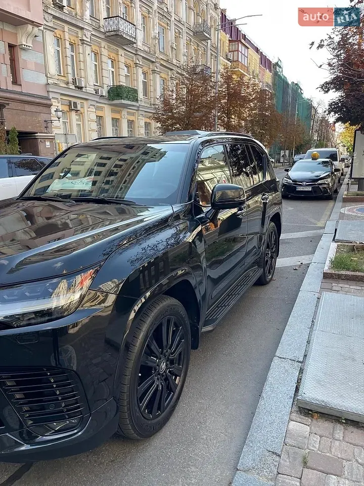 Lexus Lx 2023 photo 2