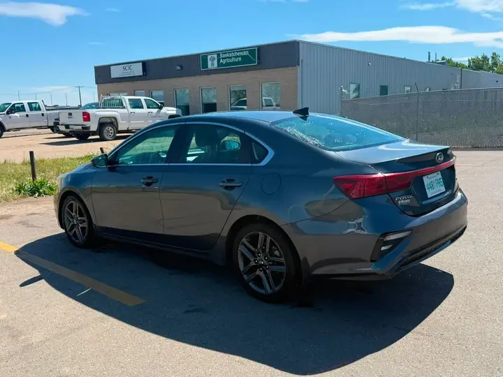 Kia Forte 2021 photo 3