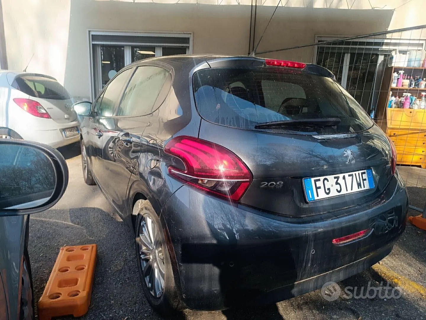 Peugeot 208 2017 photo 5