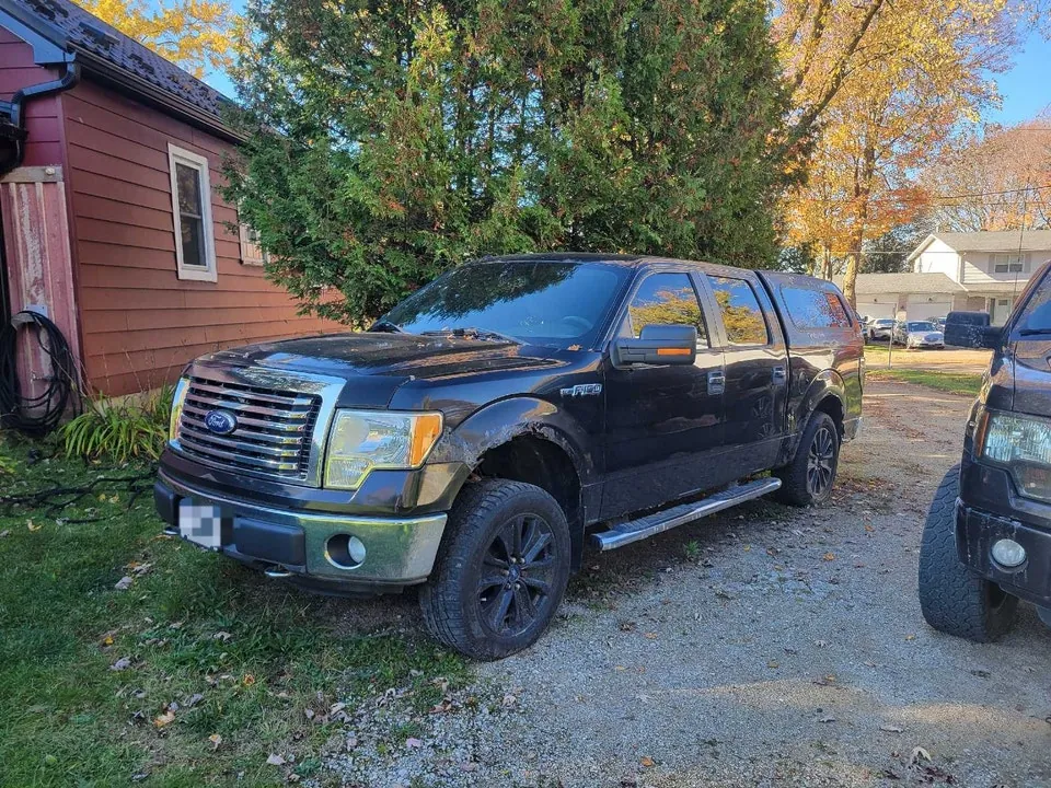 Ford F-150 2011 photo 2