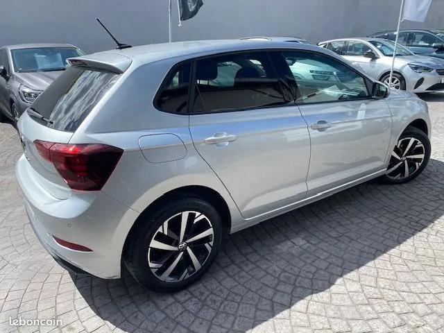 Volkswagen Polo 2023 photo 2