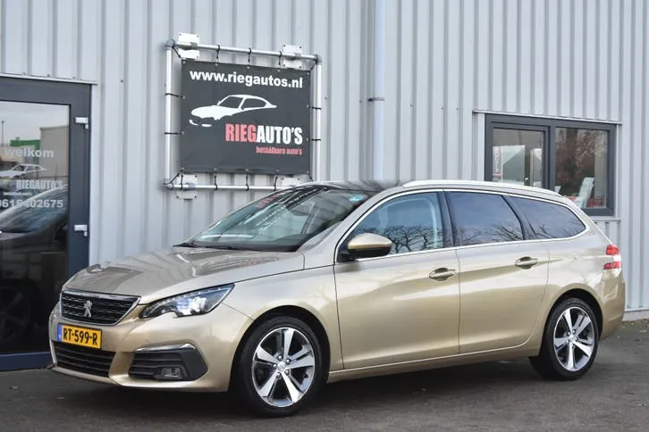 Peugeot 308 2018 photo 2
