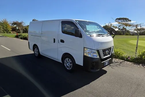 Nissan Nv350