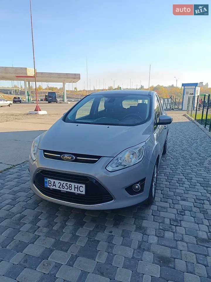 Ford C-Max 2011 photo 2