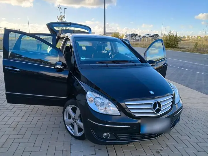 Mercedes-Benz B-Class