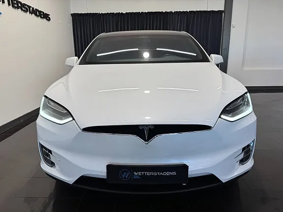Tesla Model X 2017 photo 2