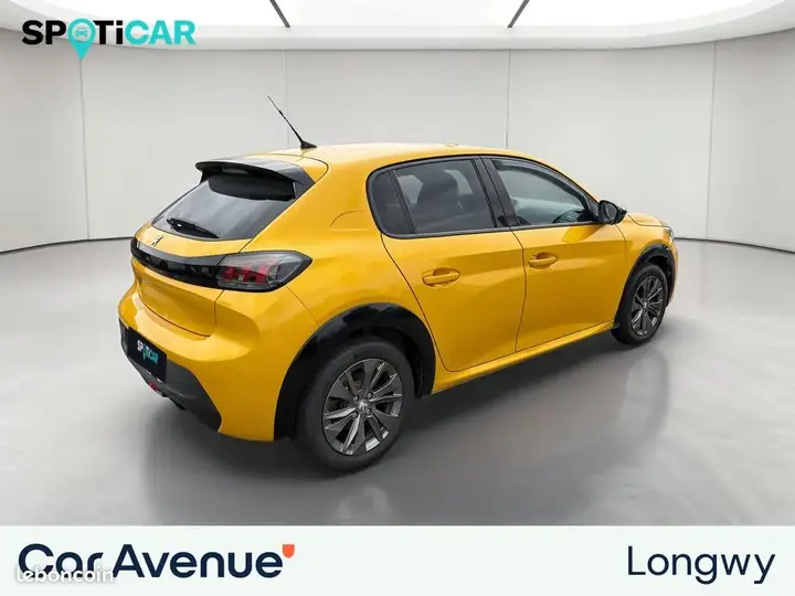Peugeot 208 2022 photo 5