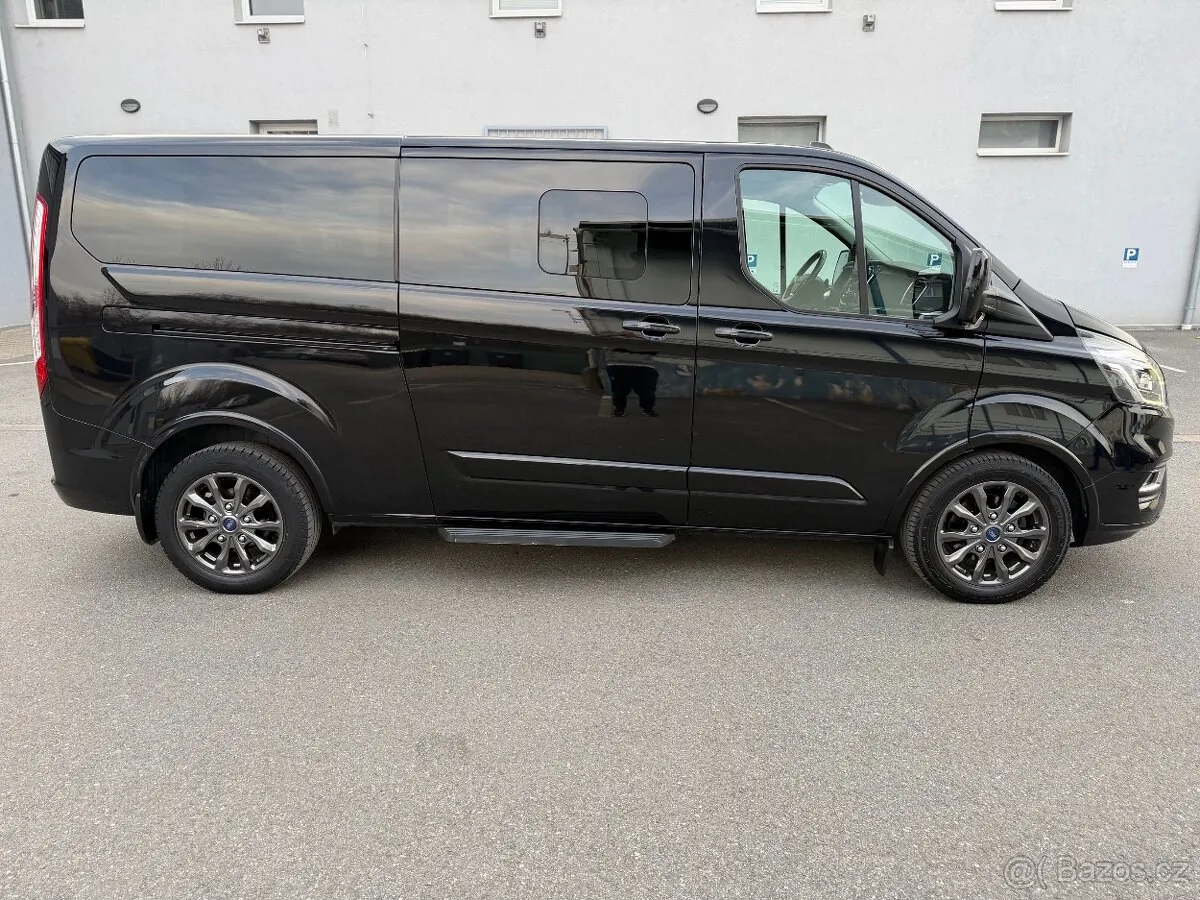 Ford Tourneo Custom 2022 photo 2