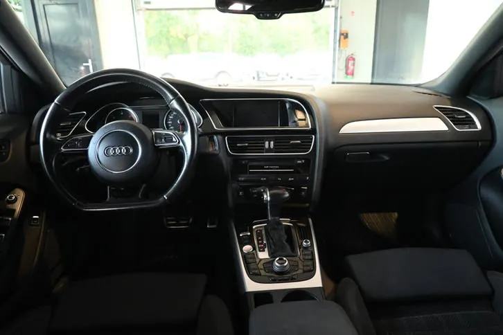 Audi A4 Avant 2015 photo 2