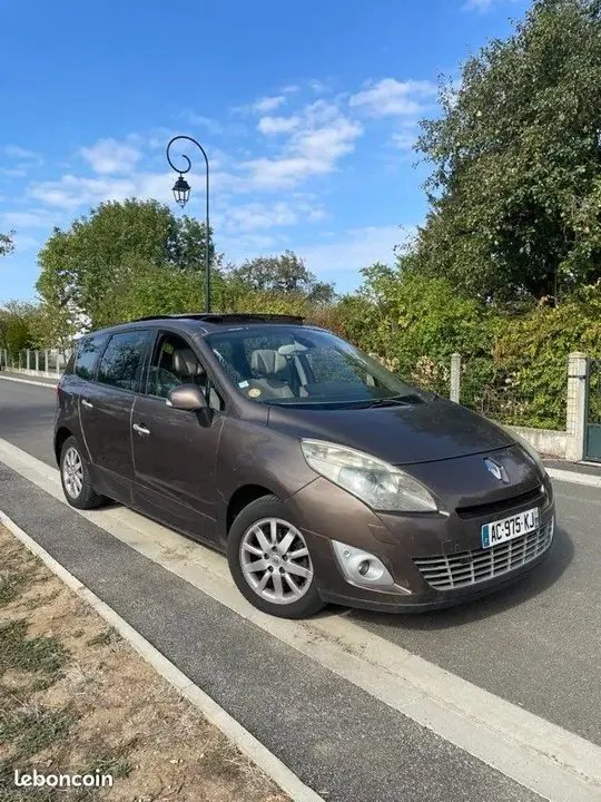 Renault Scenic 2009 photo 2