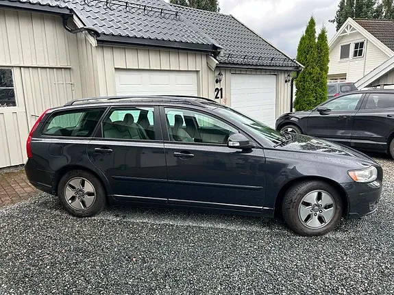 Volvo V50 2009 photo 3